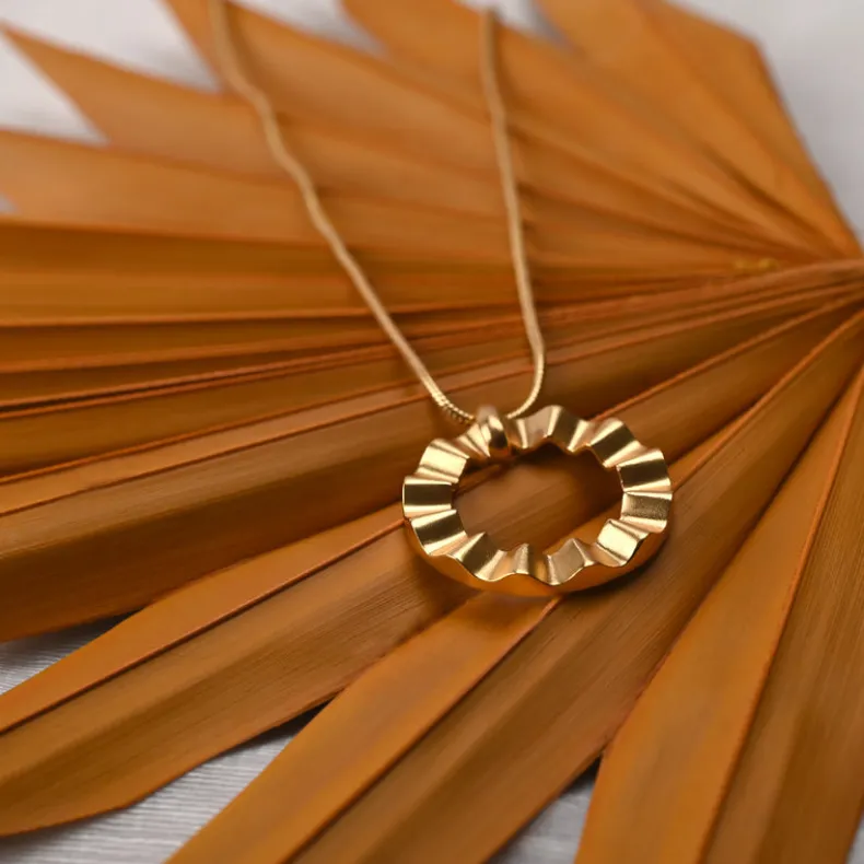 SAEYRI FLOW NECKLACE