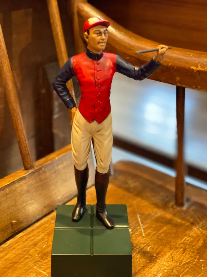 JOCKEY BOY BOOKENDS - ARMS UP