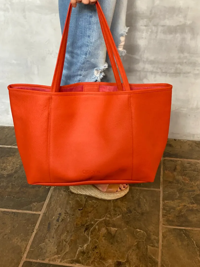 ORSYN MAKENA TOTE - PAPAYA PEBBLE GRAIN