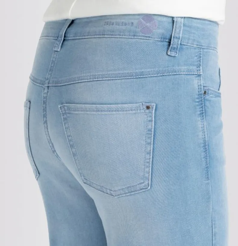 MAC WOMEN'S DREAM DENIM JEAN - LIGHT BLUE DENIM