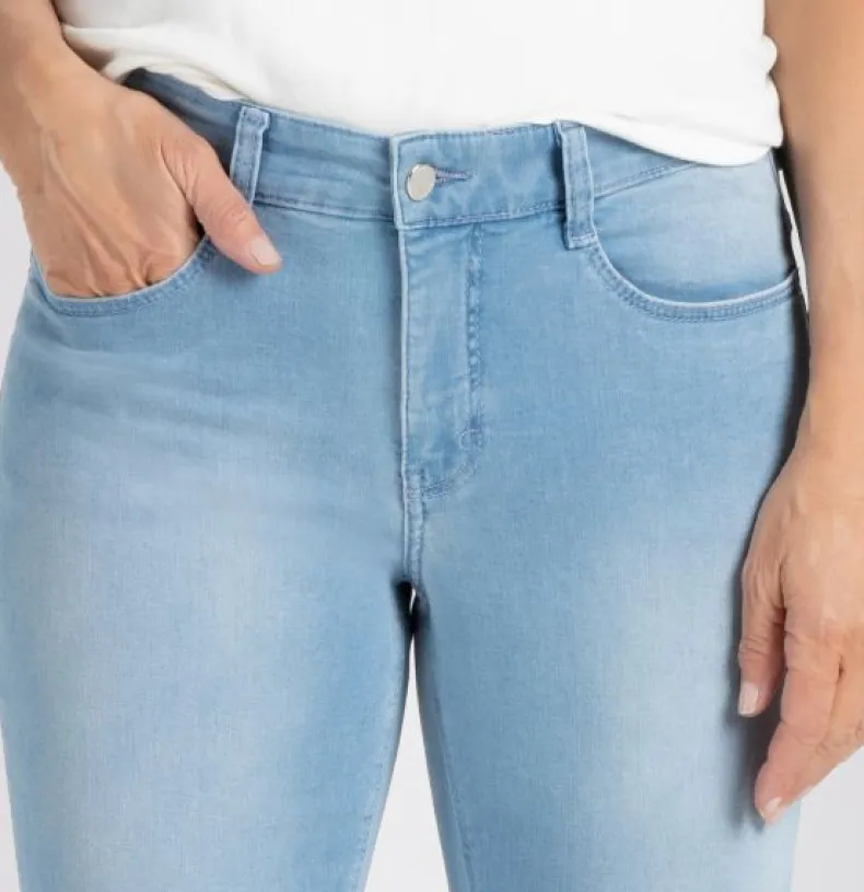 MAC WOMEN'S DREAM DENIM JEAN - LIGHT BLUE DENIM
