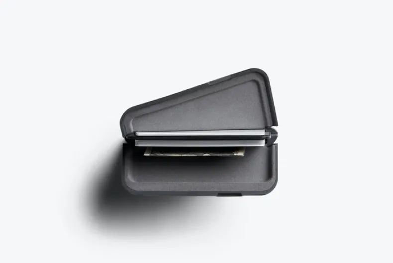 BELLROY FLIP CASE WALLET - TOFFEE