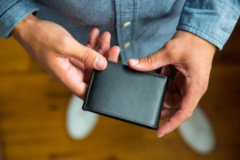 BOSCA 1911 NAPPA VITELLO SMALL BIFOLD WALLET - BLACK